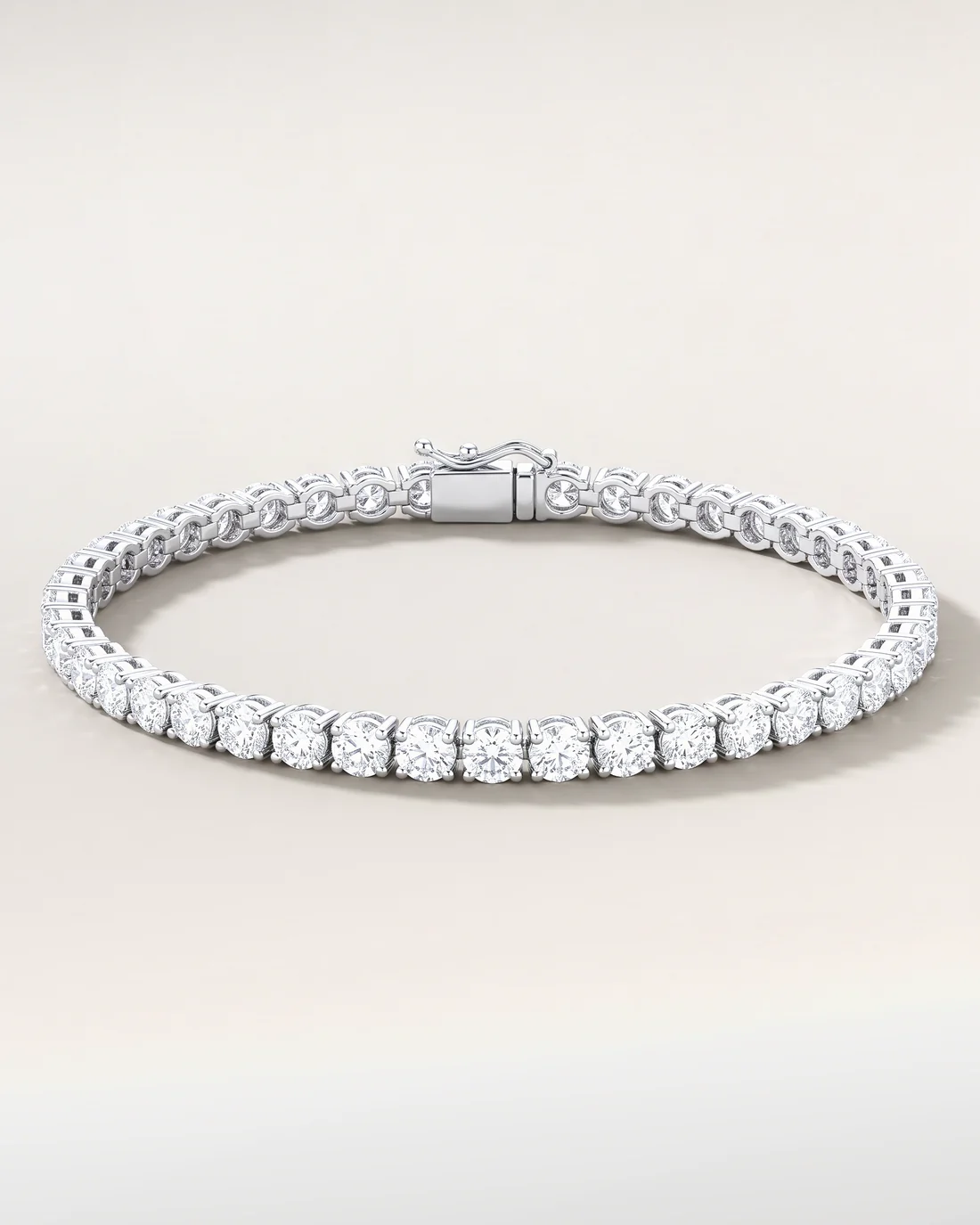 ORTIGAS Fine Tennis bracelet, front view