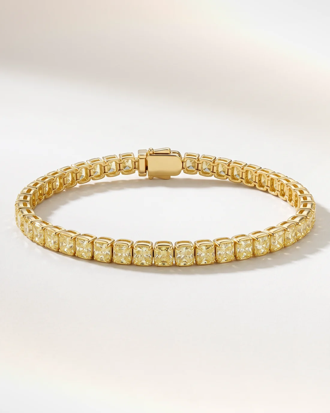 ORTIGAS Yellow Cushion Line bracelet, front view