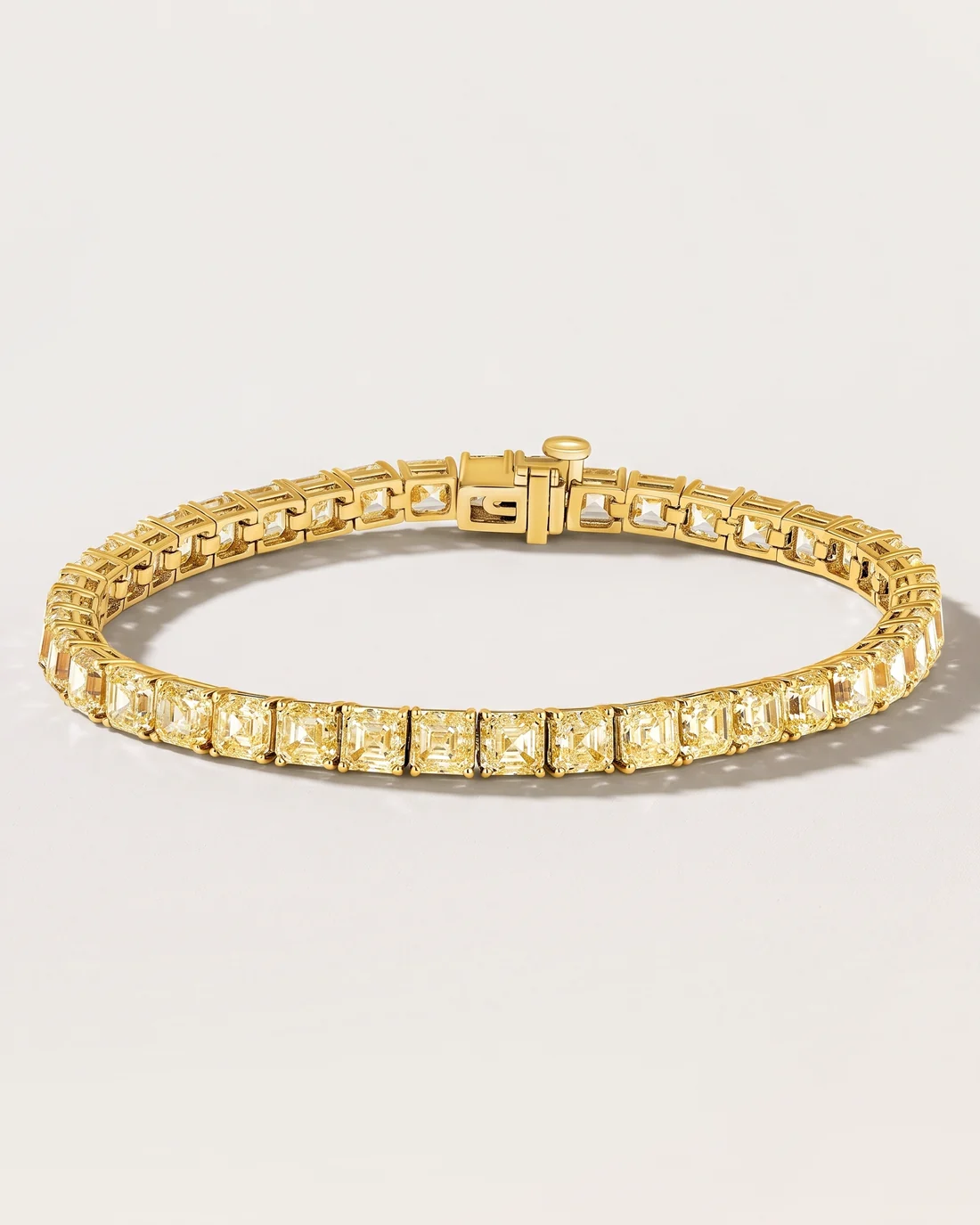 ORTIGAS Yellow Radiant Line bracelet, front view