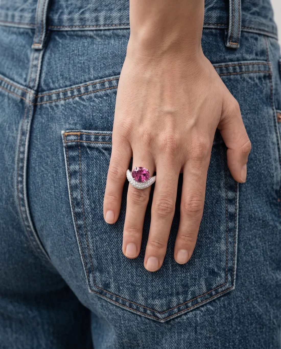 ORTIGAS Pink Wave ring, worn on the hand